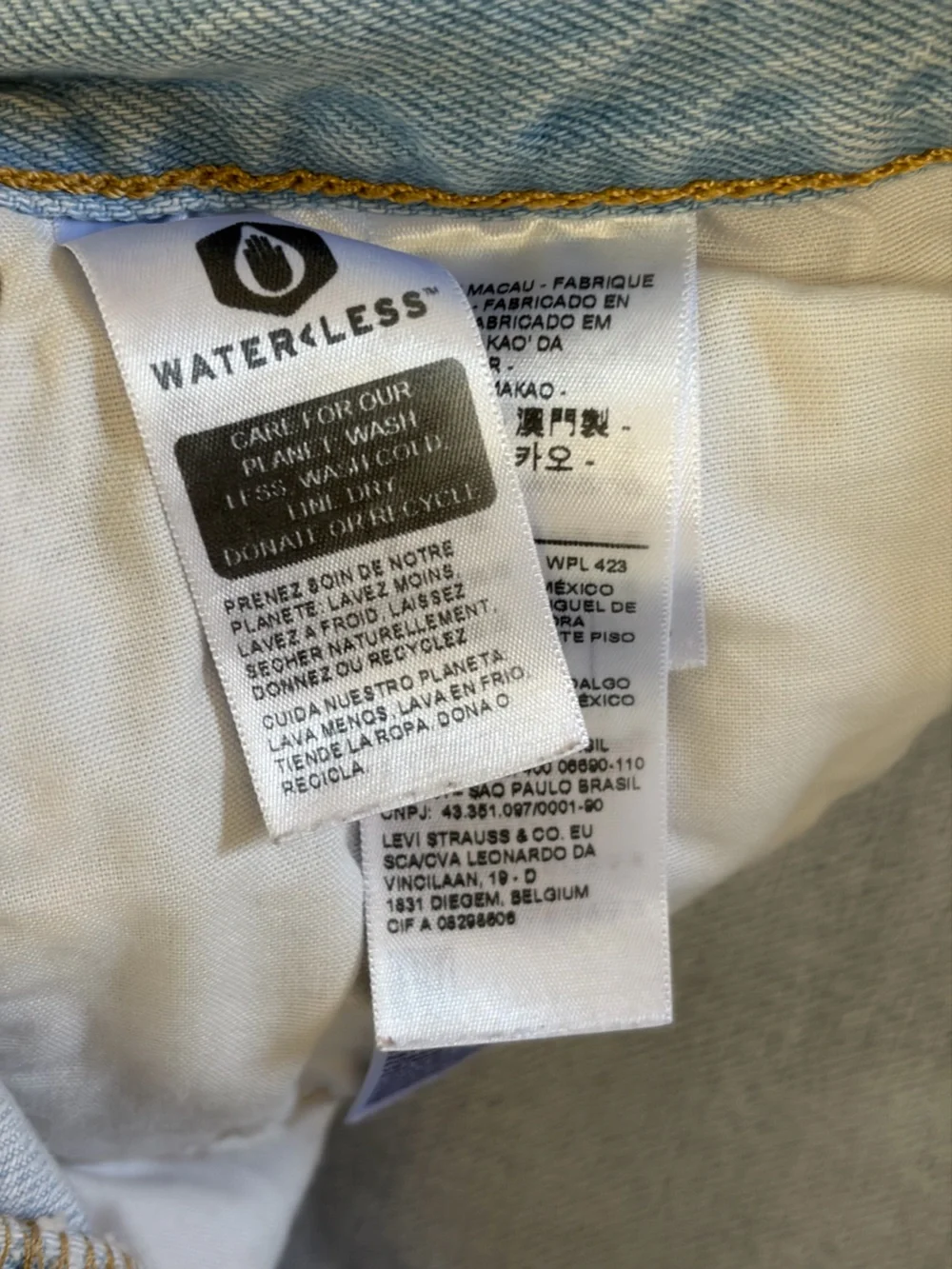 Levis Premium good pre
